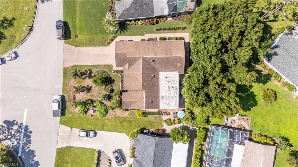 9967 Country Oaks DR-33