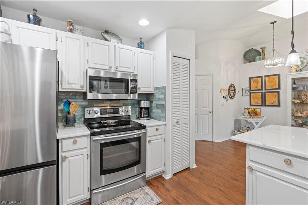 9967 Country Oaks DR-14