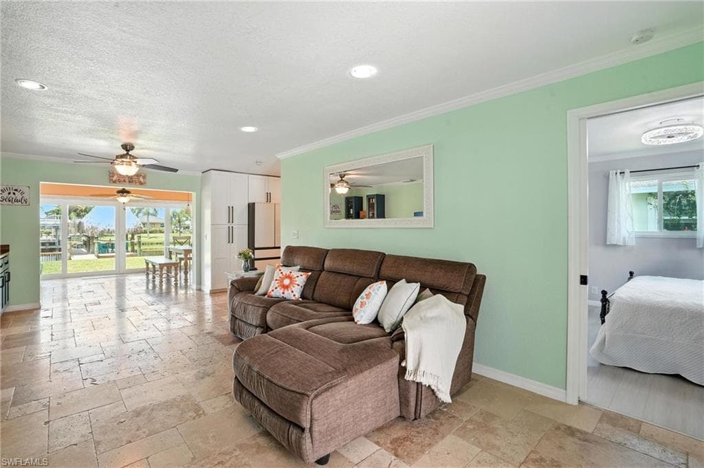 2131 Saint Croix AVE, FORT MYERS FL 33905-4