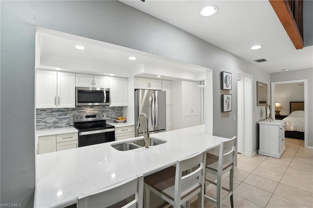 3380 Timberwood CIR, NAPLES FL 34105-7