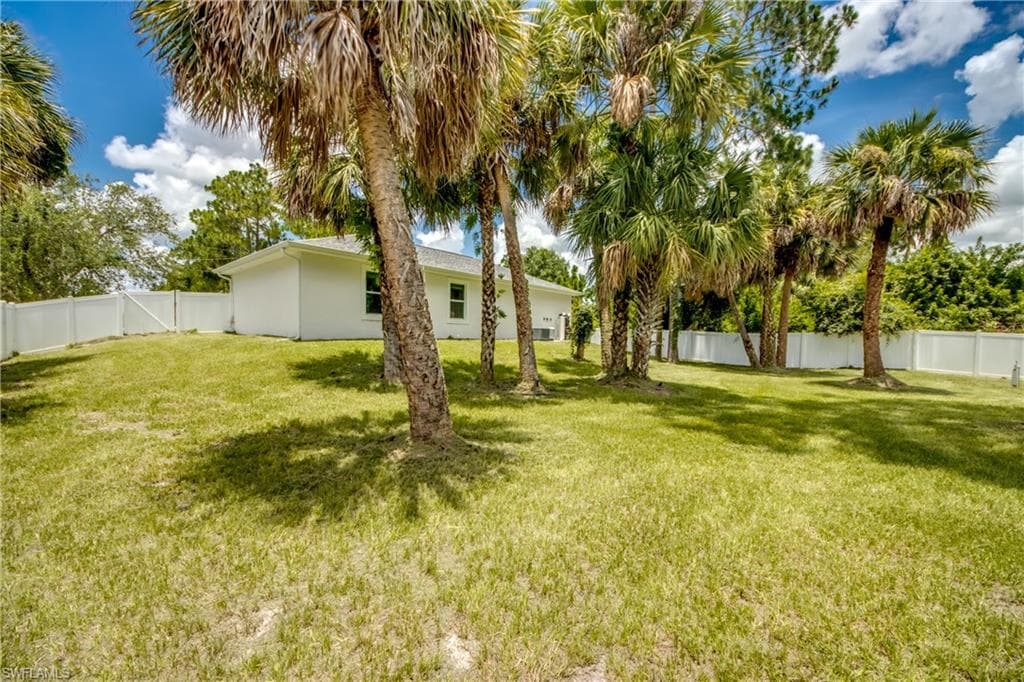 157 Karlow AVE, LEHIGH ACRES FL 33974-18