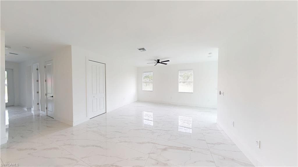 2045 Carver AVE, FORT MYERS FL 33916-35