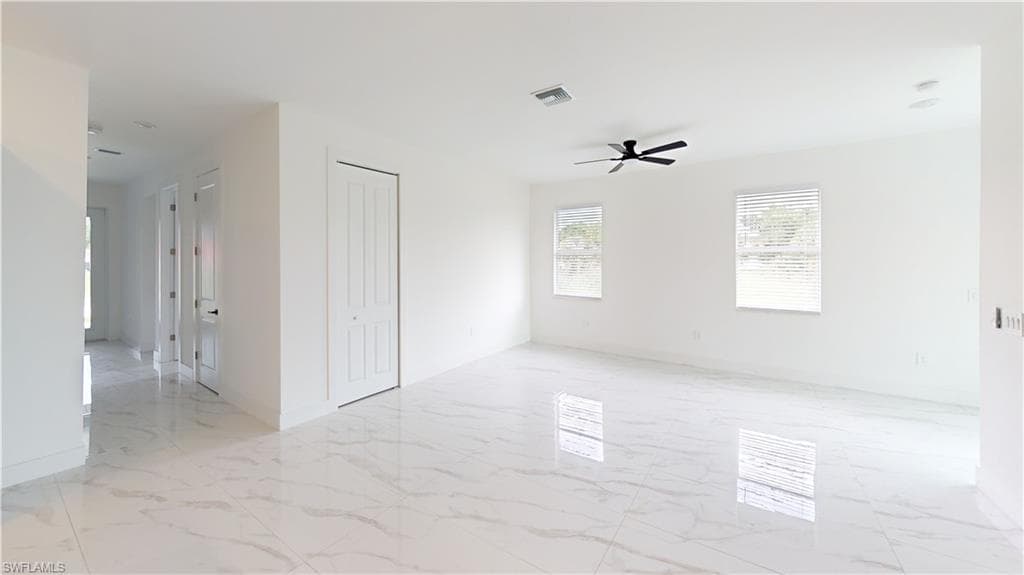 2045 Carver AVE, FORT MYERS FL 33916-8