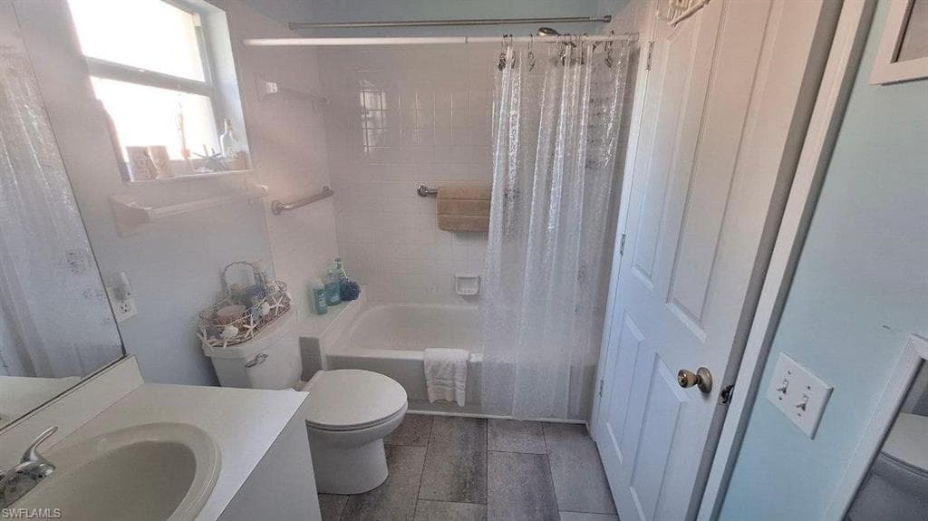 6132 Thresher DR # 901, NAPLES FL 34112-10