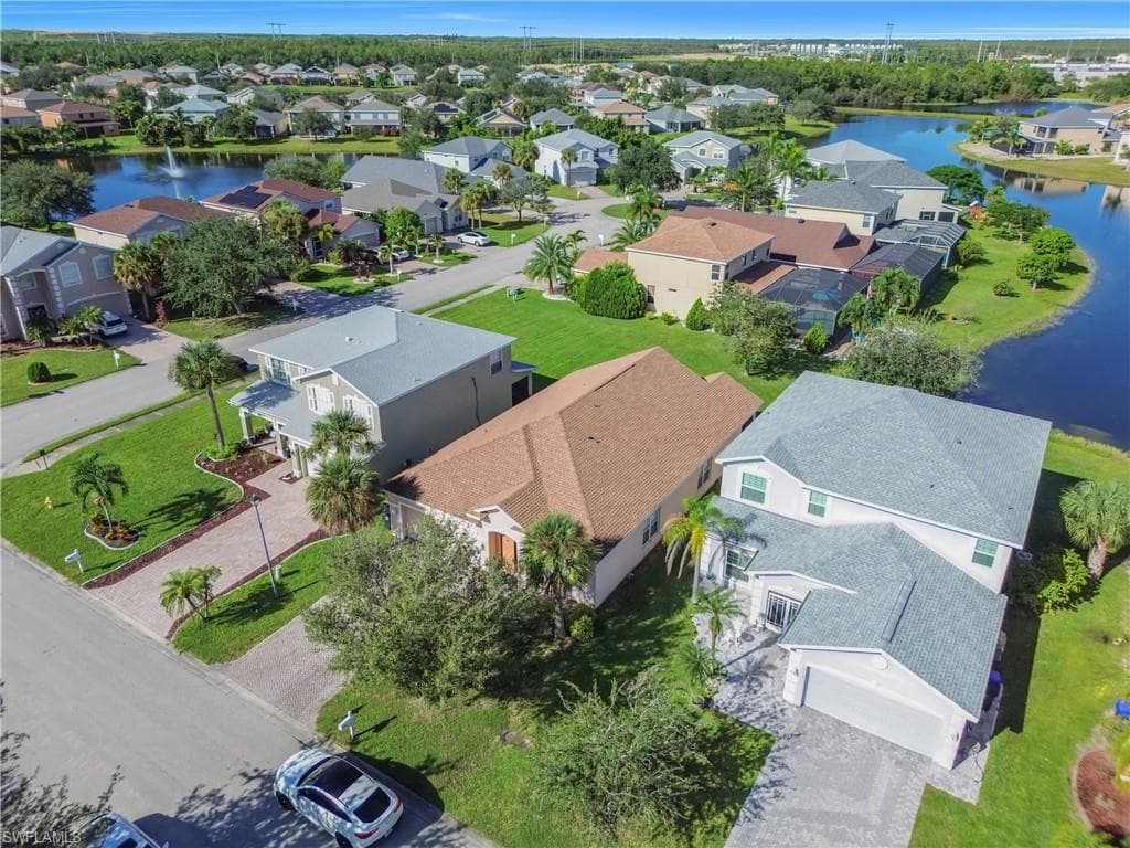 8125 Silver Birch WAY, LEHIGH ACRES FL 33971-46