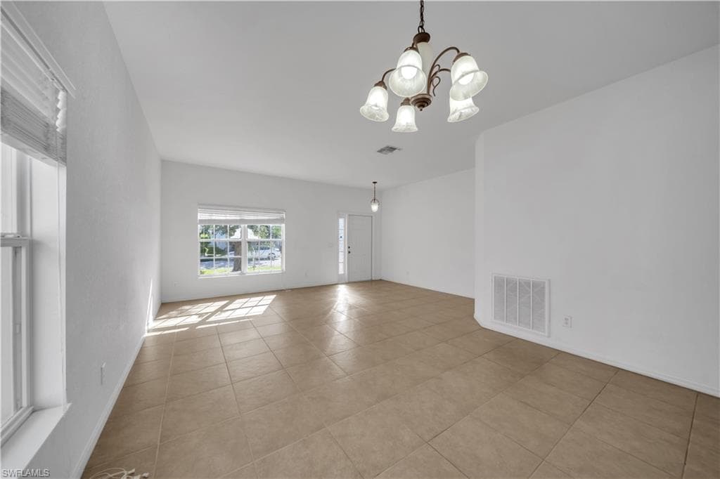 8125 Silver Birch WAY, LEHIGH ACRES FL 33971-39