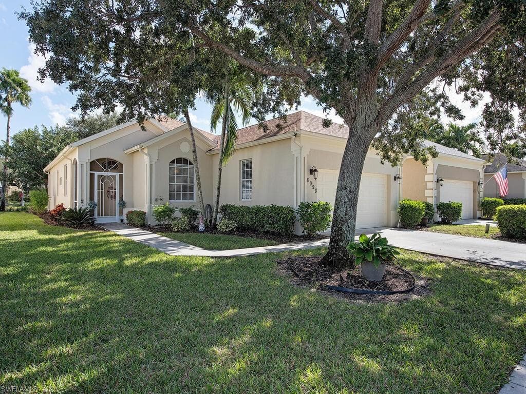 8098 Tauren CT, NAPLES FL 34119-15