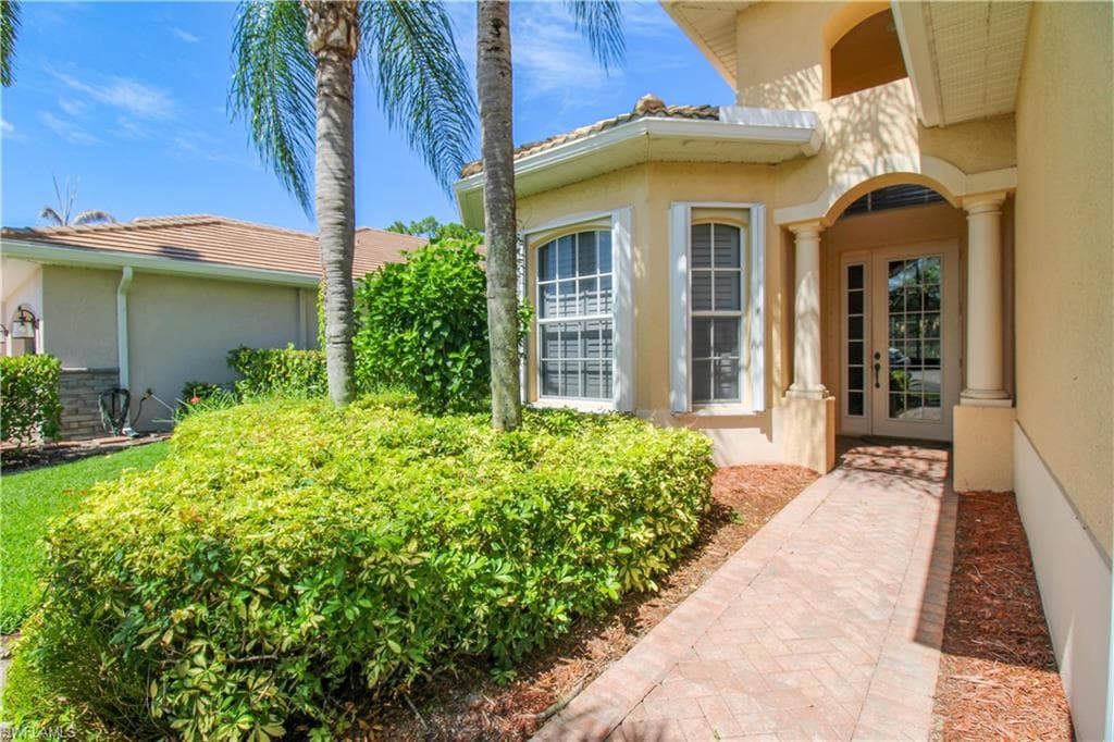28130 L Burton Fletcher CT, BONITA SPRINGS FL 34135-1