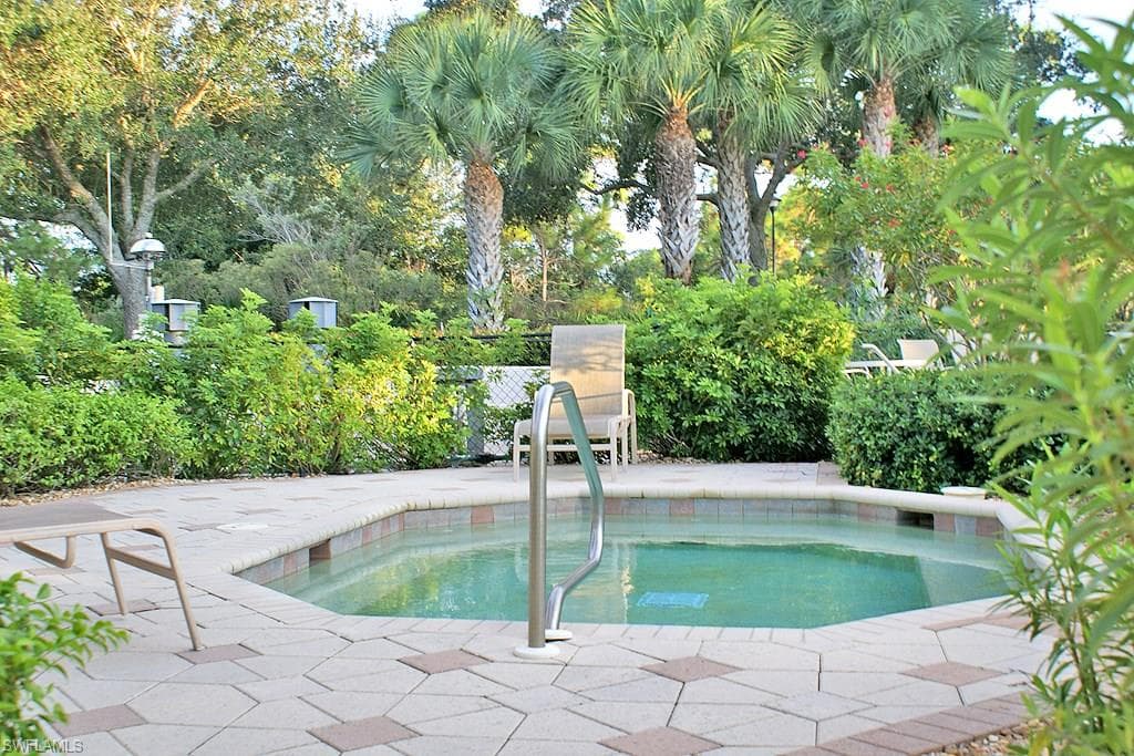 4640 Turnberry Lake DR # 403, ESTERO FL 33928-22