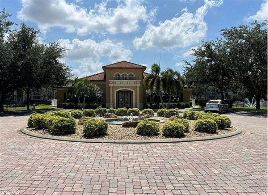 4109 Residence DR 508-10