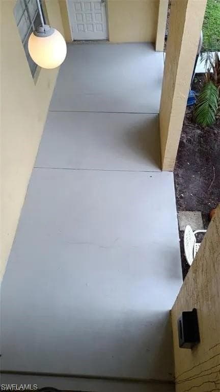 2524 Congress ST, FORT MYERS FL 33901-21