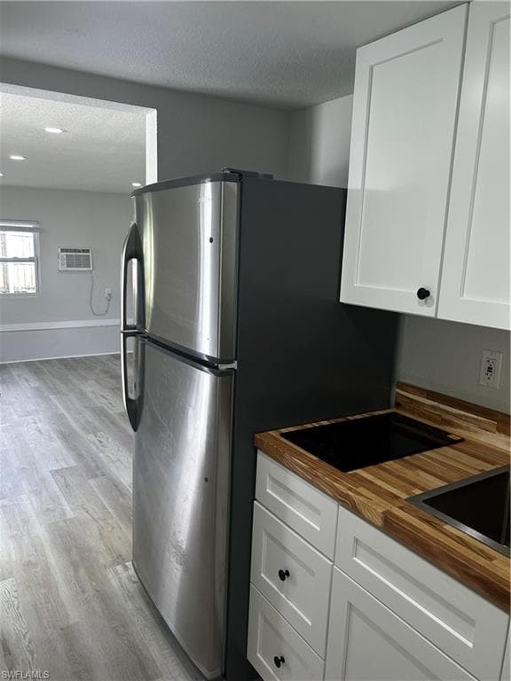 319 Arlington AVE, FORT MYERS FL 33905-7