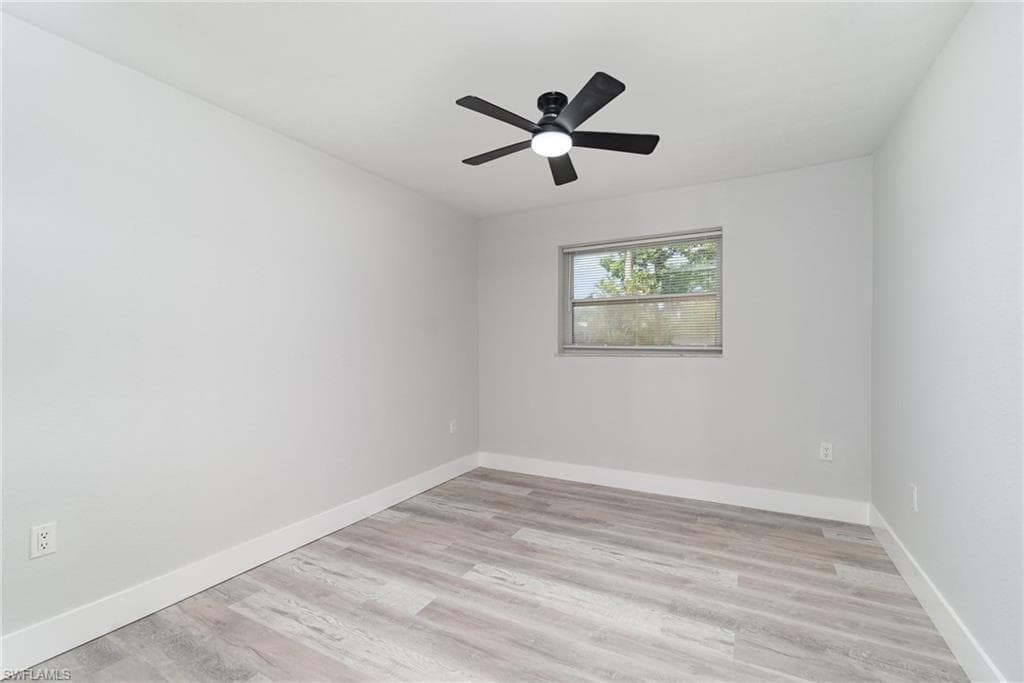 319 Arlington AVE, FORT MYERS FL 33905-20