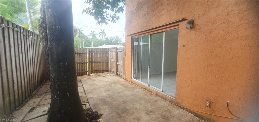 2524 Congress ST, FORT MYERS FL 33901-8