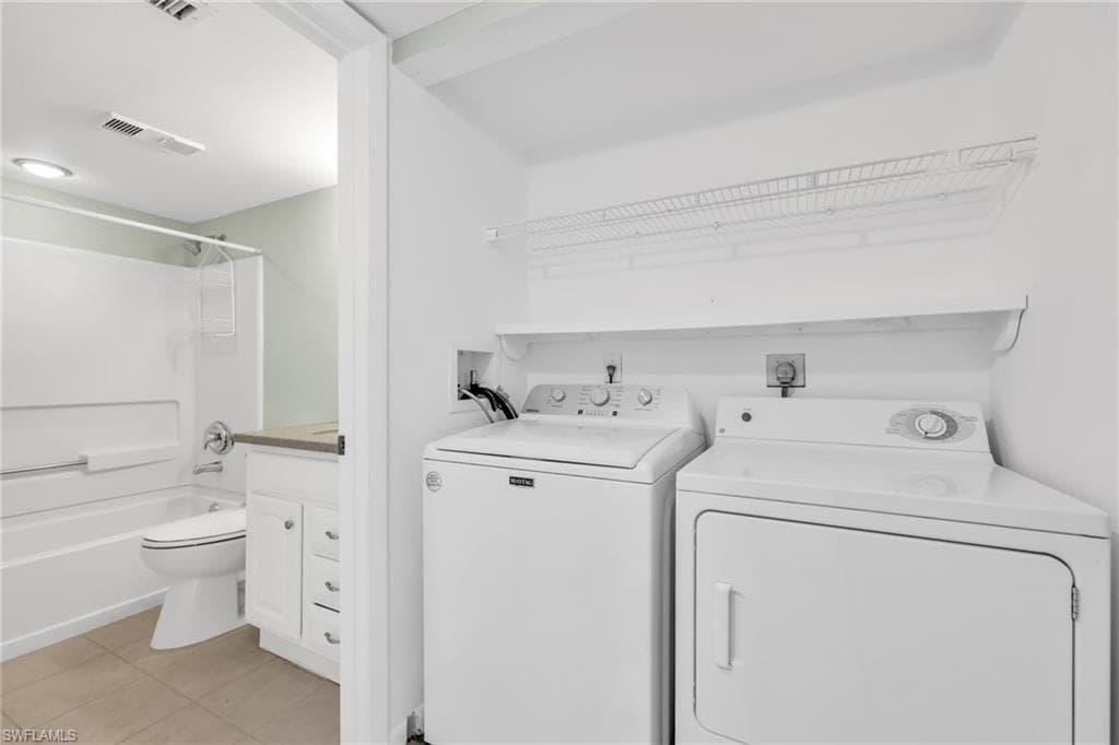 2885 Palm Beach BLVD # 101, FORT MYERS FL 33916-17