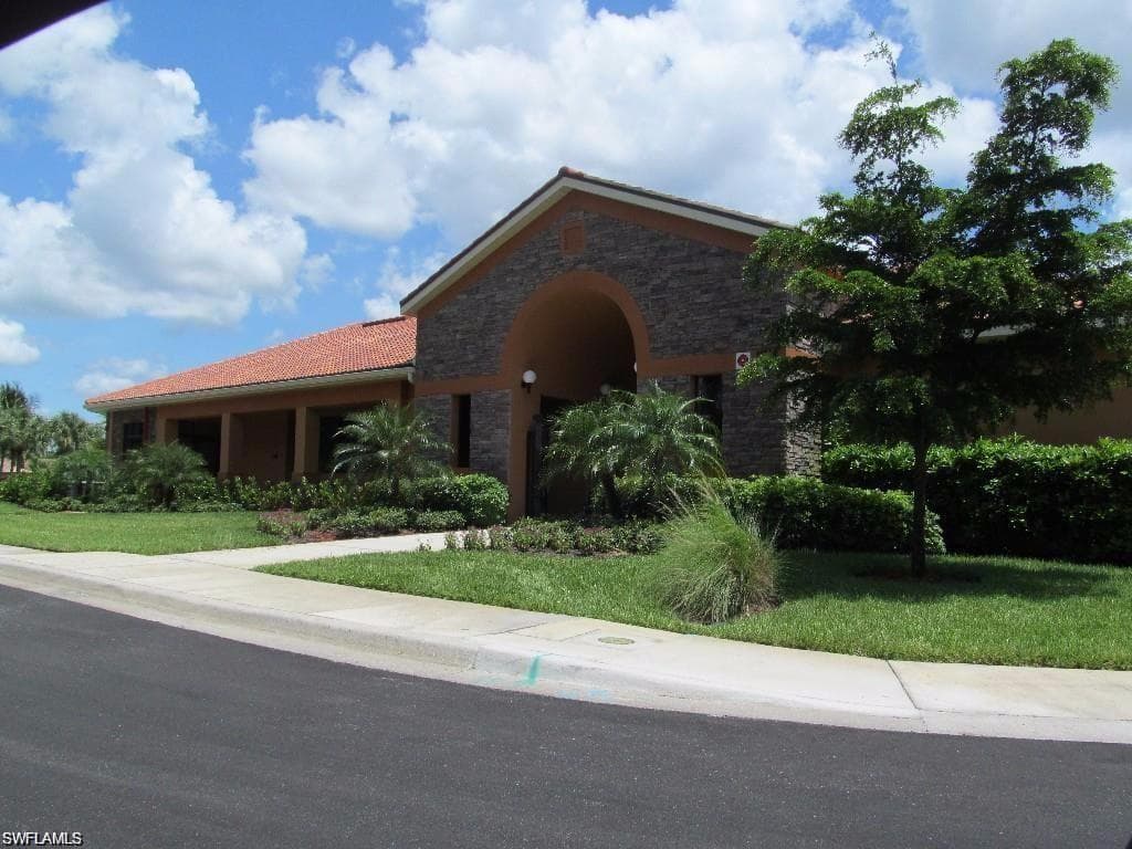 11083 CHERRY LAUREL DR, FORT MYERS FL 33912-22