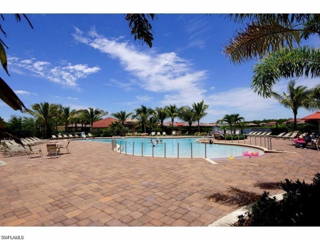 11083 CHERRY LAUREL DR, FORT MYERS FL 33912-21