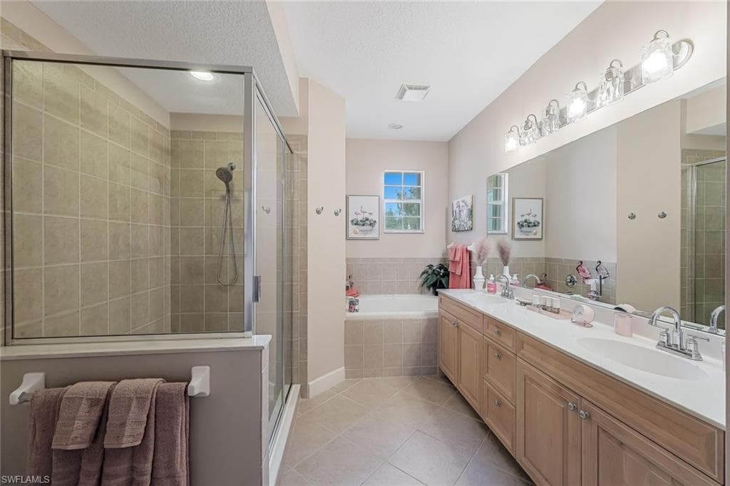 16580 Crownsbury WAY # 202, FORT MYERS FL 33908-11