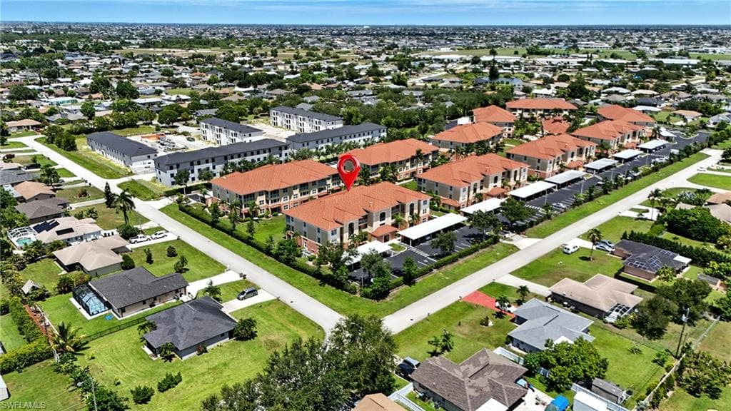1141 Van Loon Commons CIR # 305, CAPE CORAL FL 33909-33