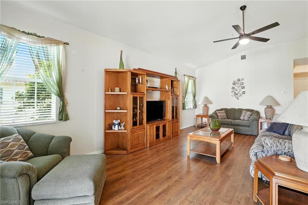 1141 Van Loon Commons CIR # 305, CAPE CORAL FL 33909-7