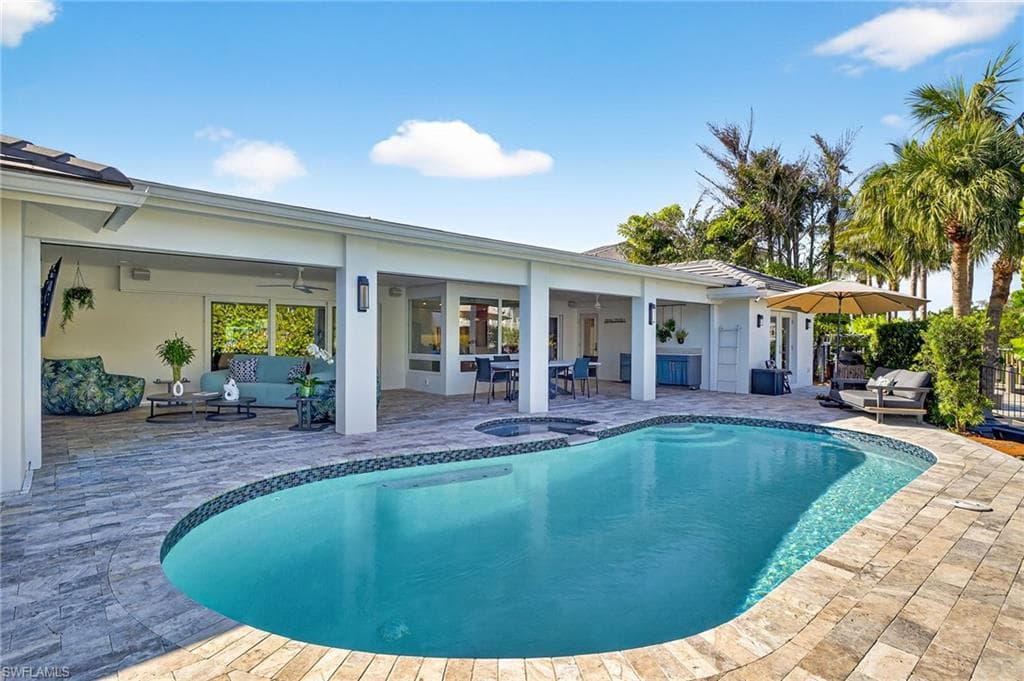 5215 SEASHELL AVE-12