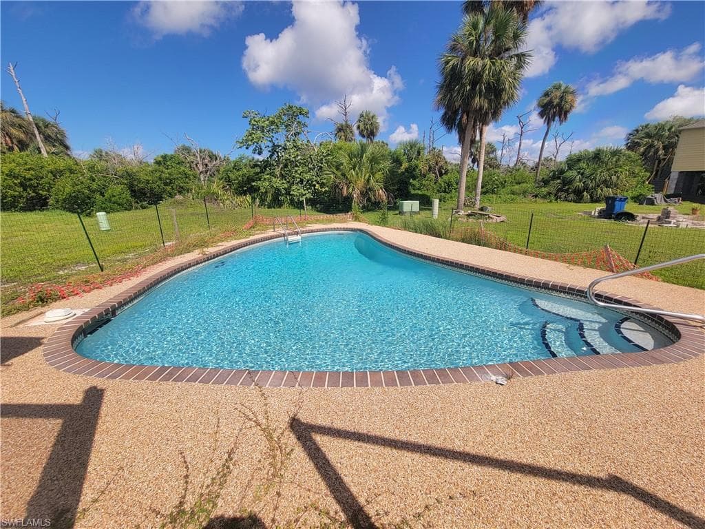 13690 Gannet DR, FORT MYERS FL 33908-2
