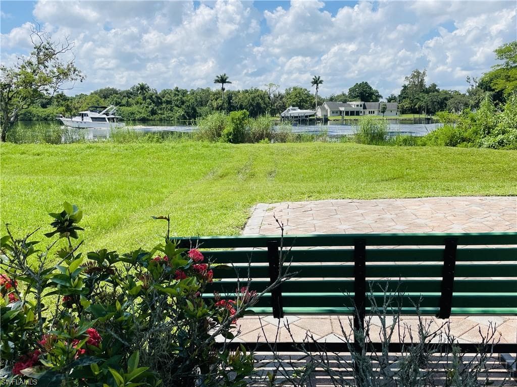 17190 Serengeti CIR, ALVA FL 33920-48
