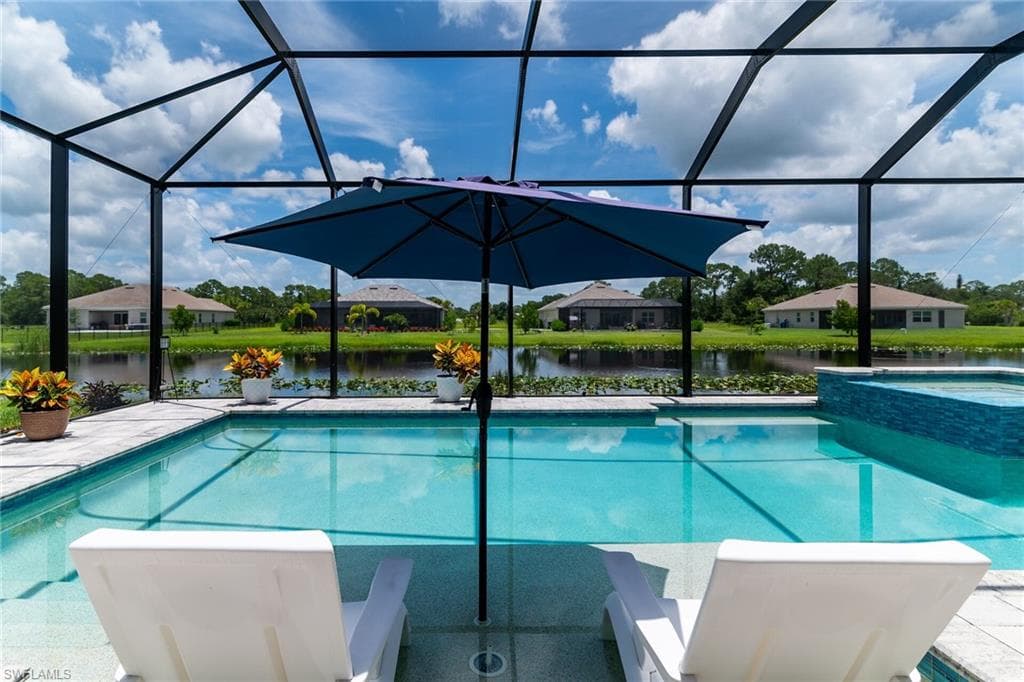 17190 Serengeti CIR, ALVA FL 33920-36