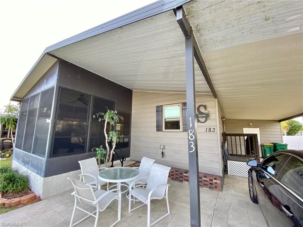 183 Oceans BLVD # 183, NAPLES FL 34104-11