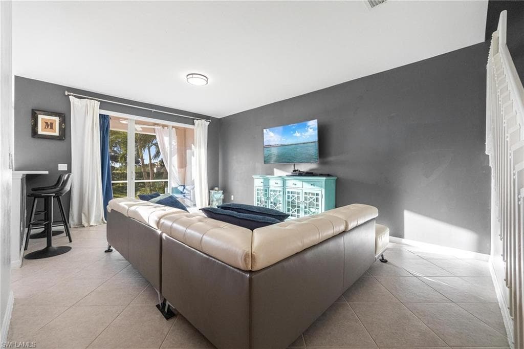 3836 Cherrybrook LOOP, FORT MYERS FL 33966-5