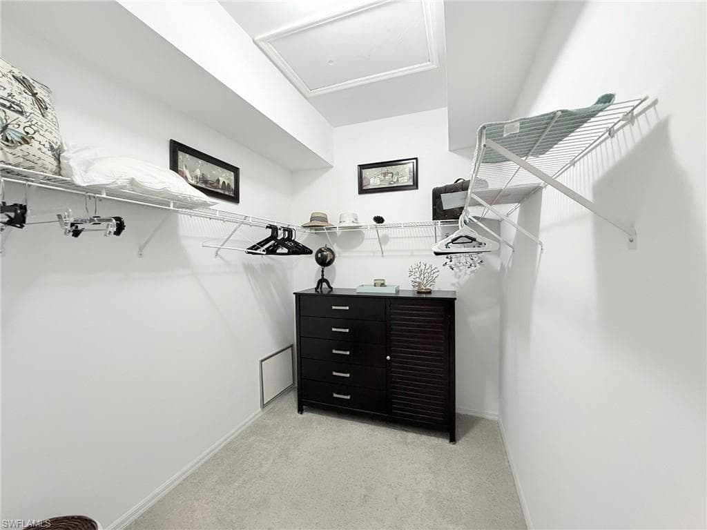 23176 Grassy Pine DR, ESTERO FL 33928-32