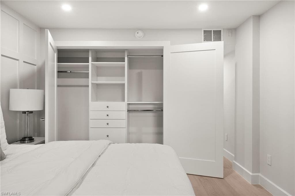 1300 Gulf Shore BLVD N 109-19