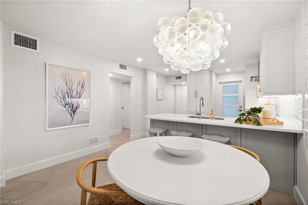1300 Gulf Shore BLVD N 109-10
