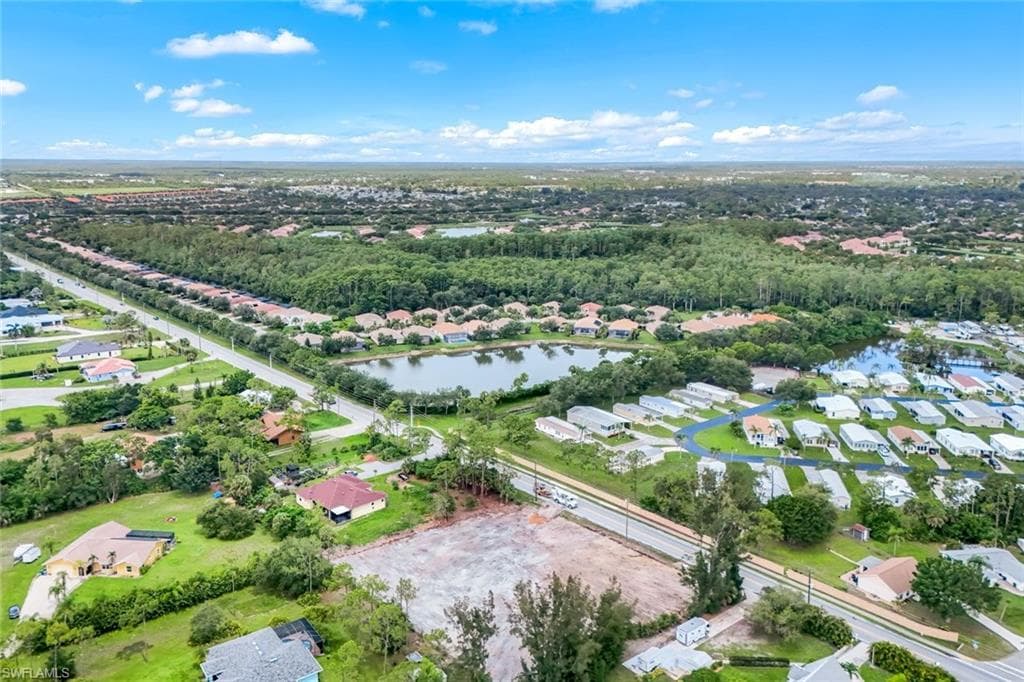 10451 Shangri La RD, BONITA SPRINGS FL 34135-5