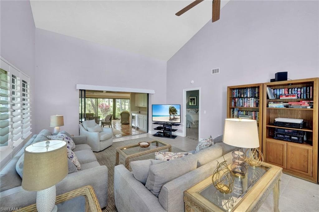 202 Bears Paw TRL # 97, NAPLES FL 34105-4