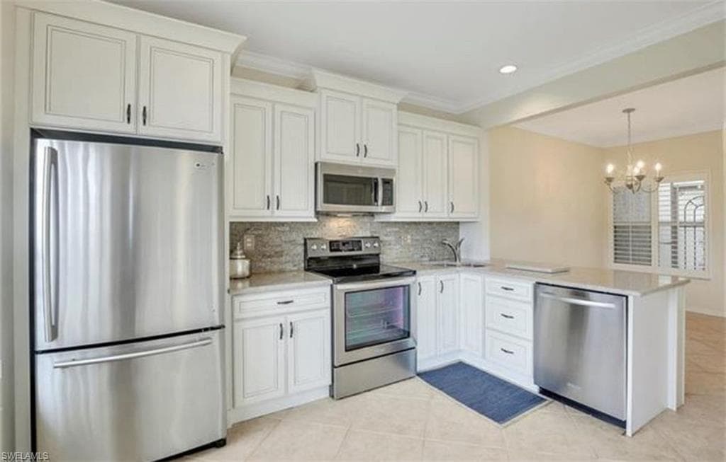 298 EMERALD BAY CIR # K6, NAPLES FL 34108-2