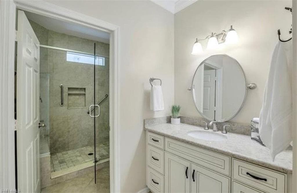 298 EMERALD BAY CIR # K6, NAPLES FL 34108-7