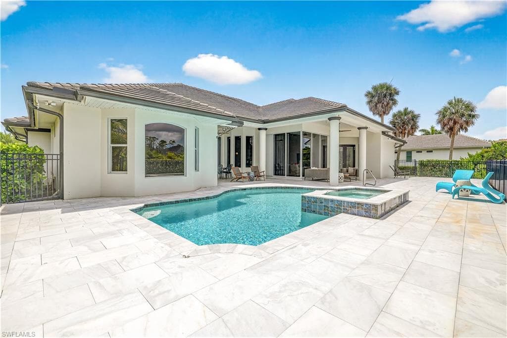 15510 Old Wedgewood CT, FORT MYERS FL 33908-18