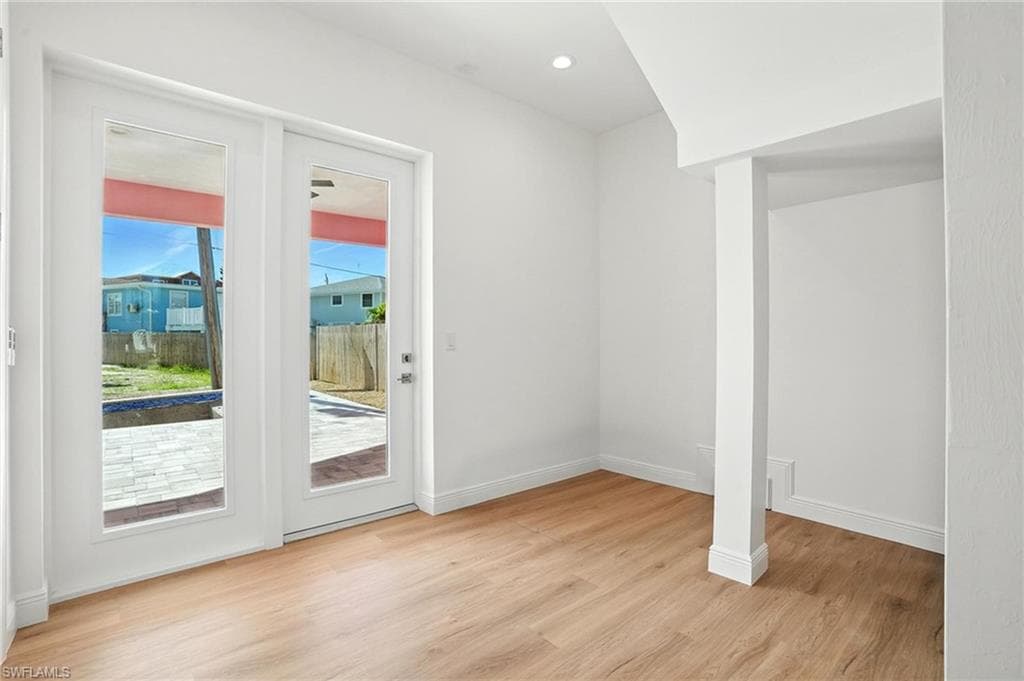 130 Fairweather LN, FORT MYERS BEACH FL 33931-42