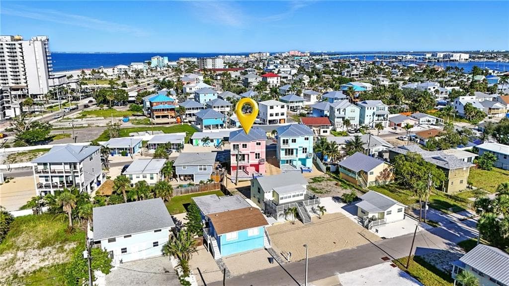 130 Fairweather LN, FORT MYERS BEACH FL 33931-2