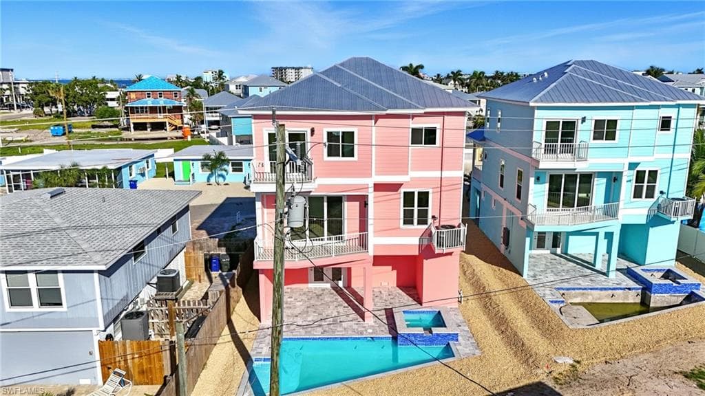 130 Fairweather LN, FORT MYERS BEACH FL 33931-4