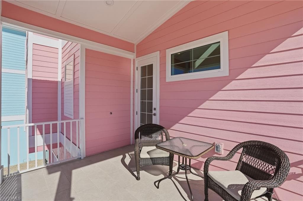 130 Fairweather LN, FORT MYERS BEACH FL 33931-43