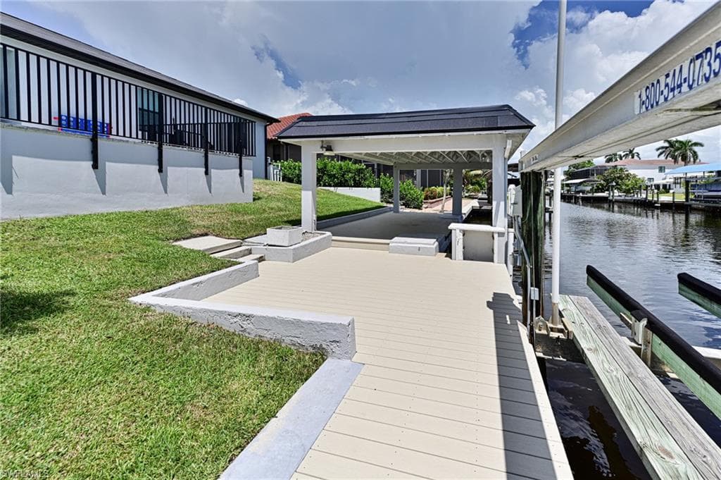 236 2nd ST, BONITA SPRINGS FL 34134-30