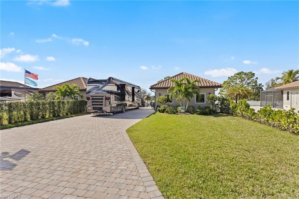 13743 Golden Palms CIR, FORT MYERS FL 33913-3