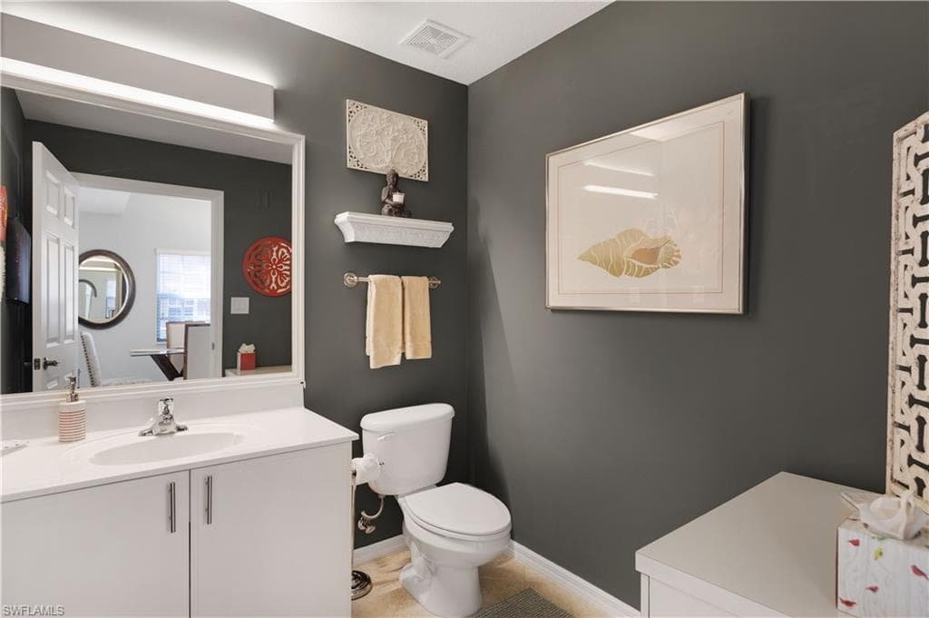 4530 Botanical Place CIR # 107, NAPLES FL 34112-8