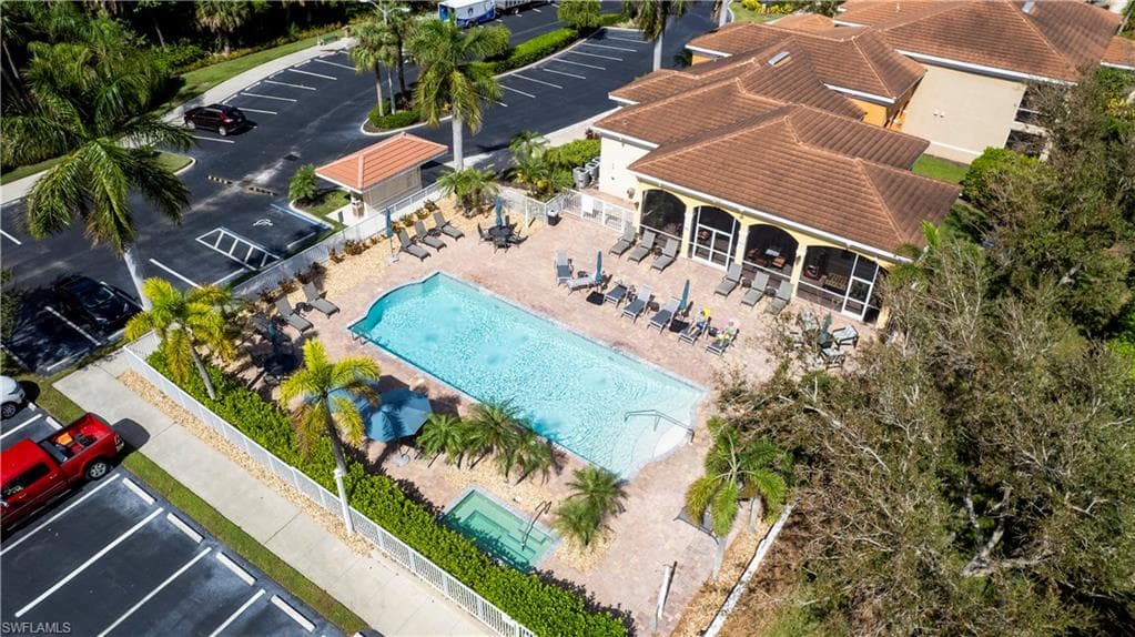 4530 Botanical Place CIR # 107, NAPLES FL 34112-44