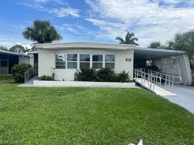 519 Riviera BLVD E, NAPLES FL 34112-1
