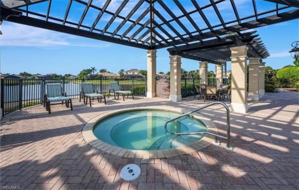 2085 Painted Palm DR, NAPLES FL 34119-43