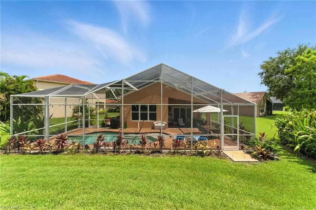 2085 Painted Palm DR, NAPLES FL 34119-34