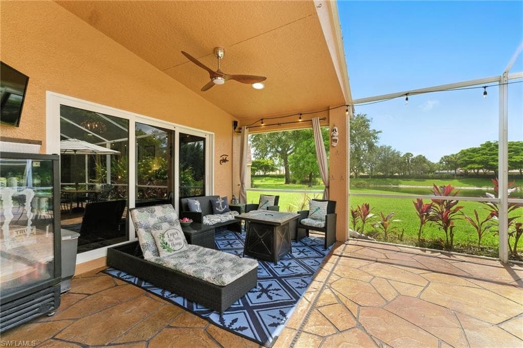 2085 Painted Palm DR, NAPLES FL 34119-30